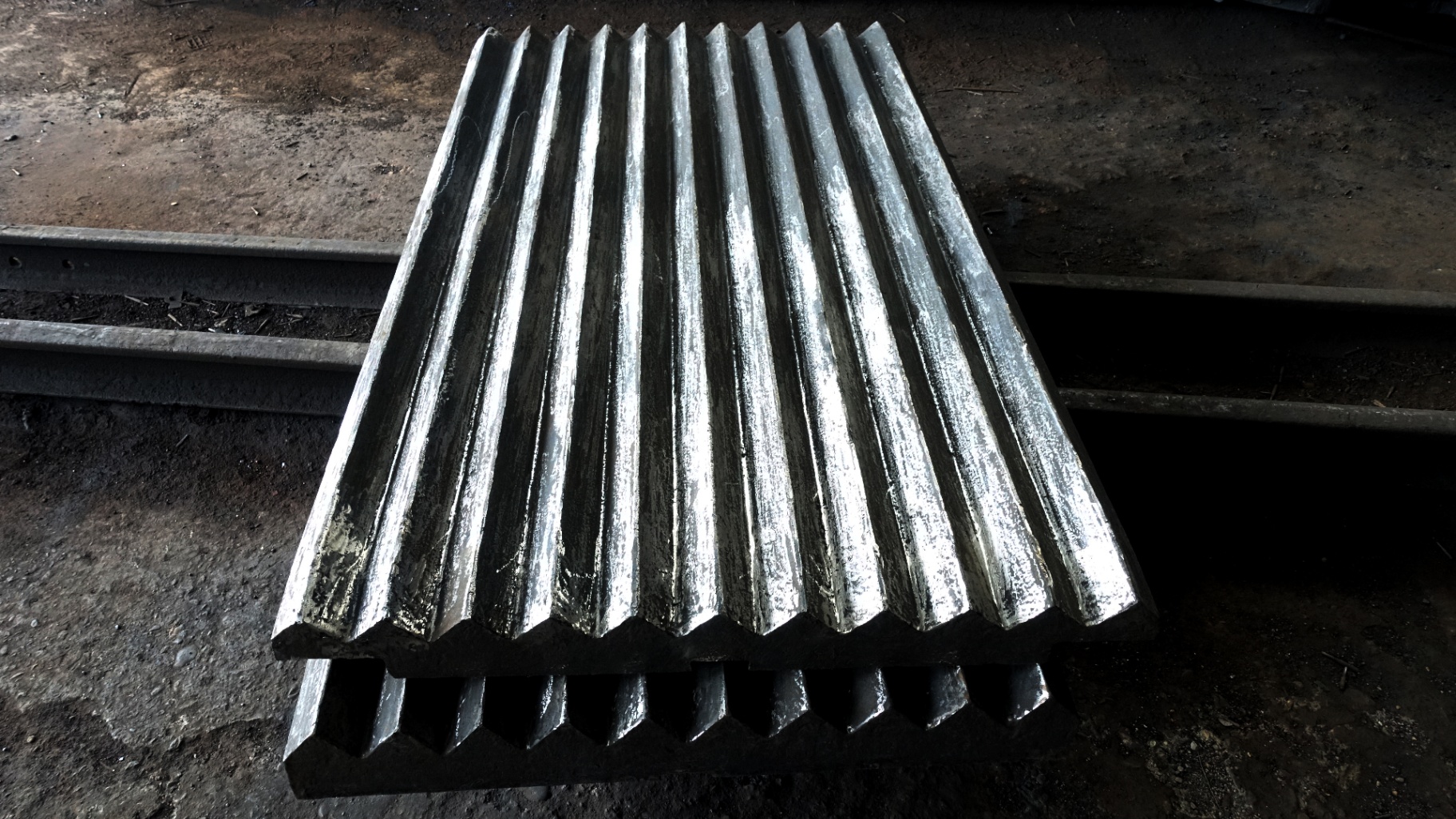 Manganese Crusher Tooth Plate